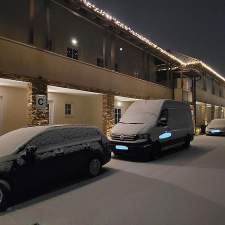 Hausmannstatten Apartmenthausmannstaetten מראה חיצוני תמונה