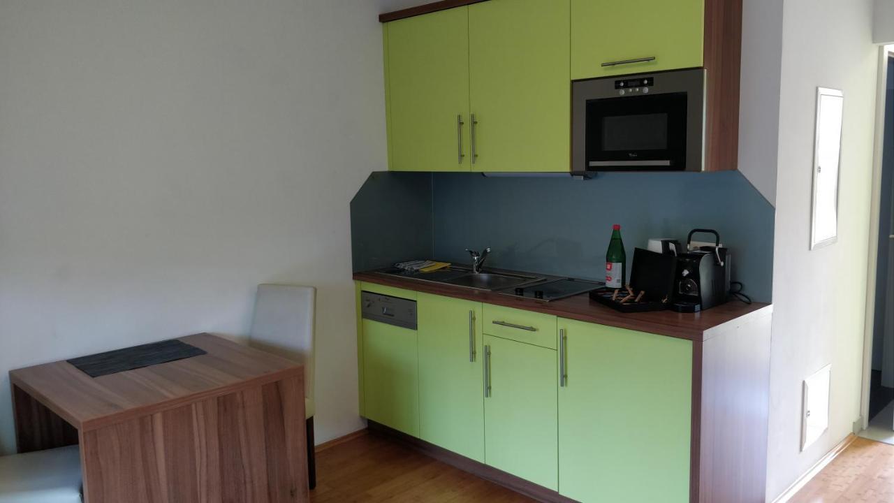 Hausmannstatten Apartmenthausmannstaetten מראה חיצוני תמונה