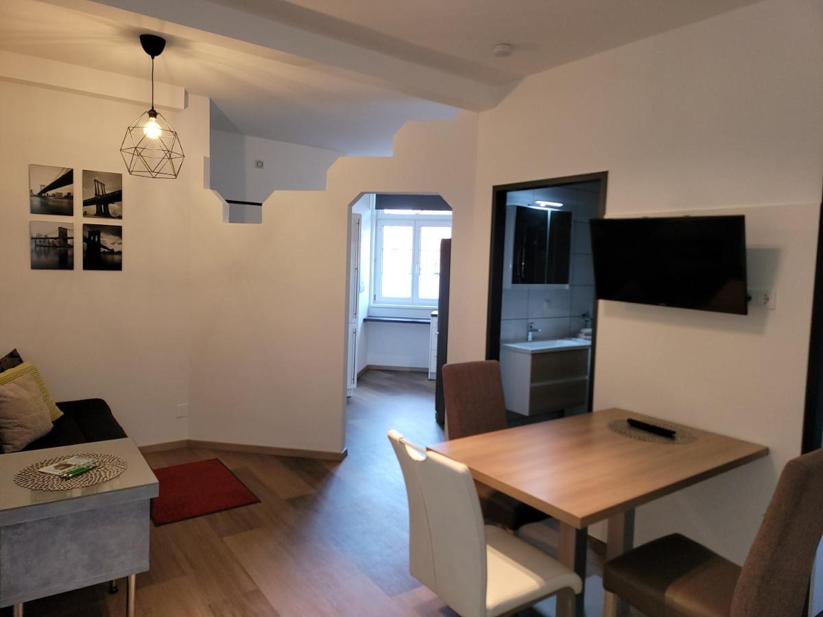 Hausmannstatten Apartmenthausmannstaetten מראה חיצוני תמונה