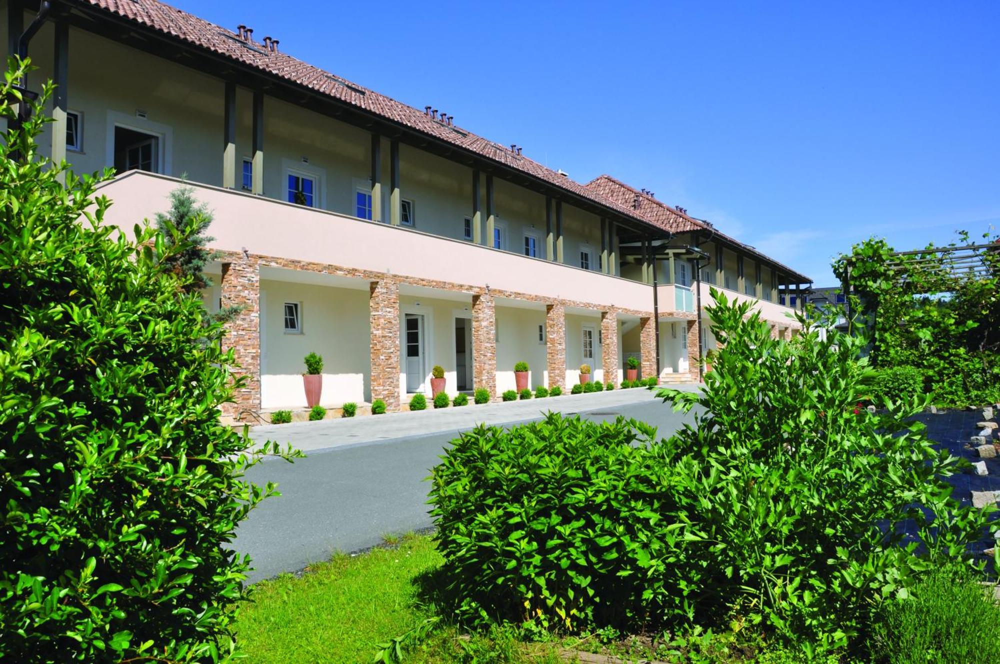 Hausmannstatten Apartmenthausmannstaetten מראה חיצוני תמונה
