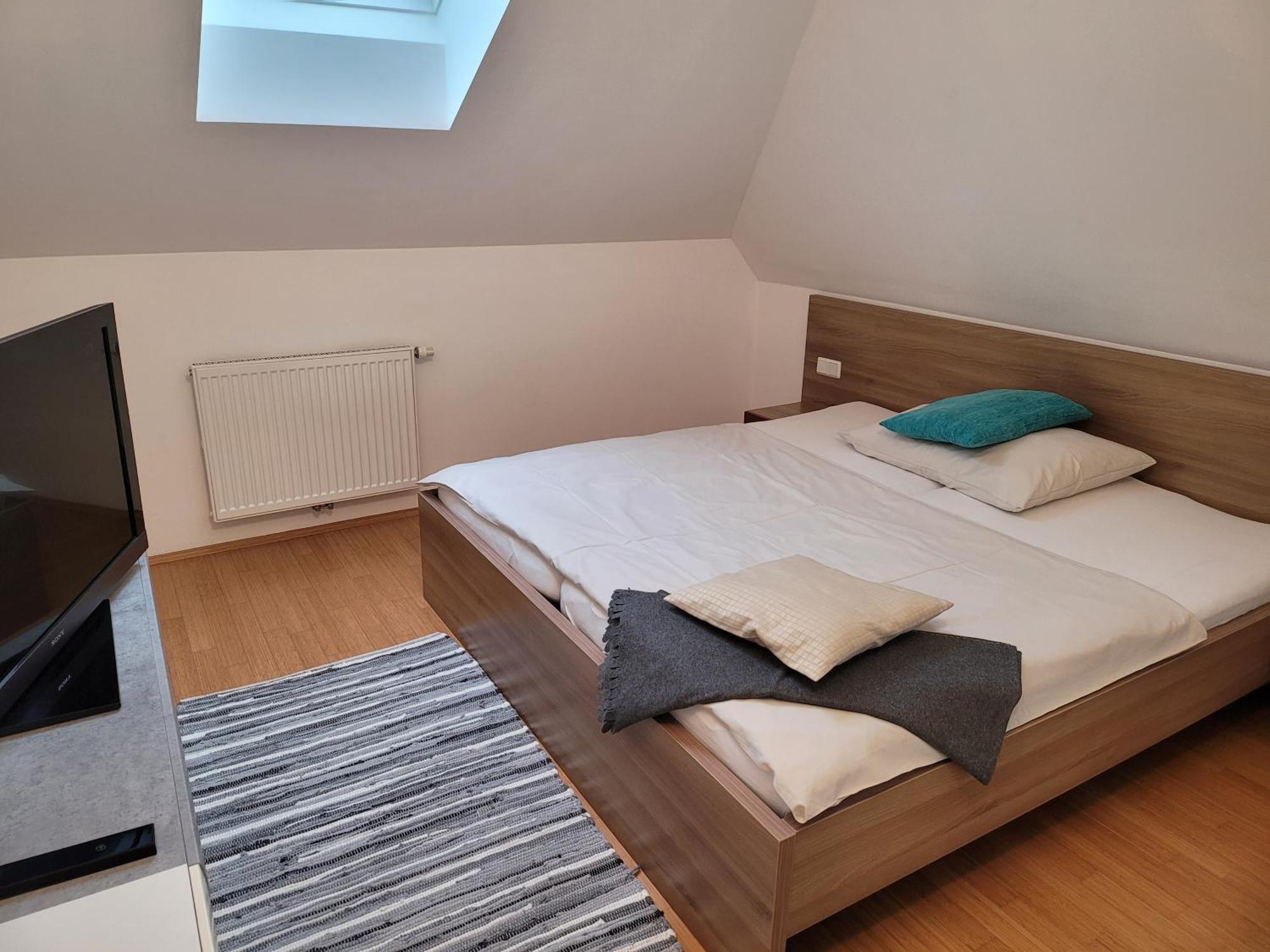 Hausmannstatten Apartmenthausmannstaetten מראה חיצוני תמונה