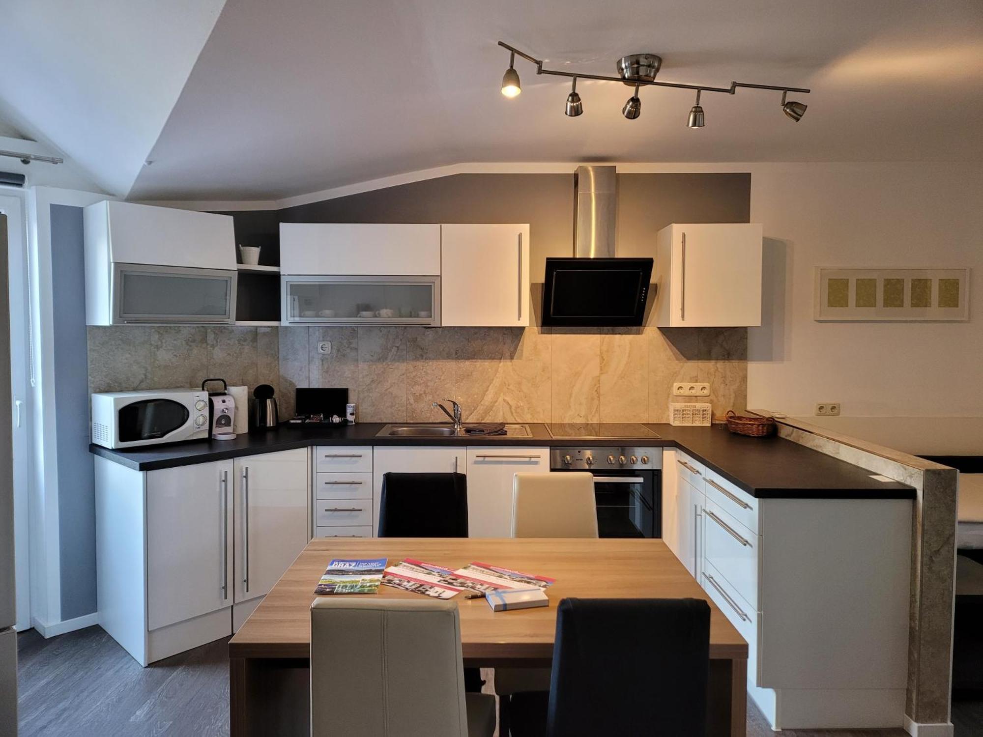 Hausmannstatten Apartmenthausmannstaetten מראה חיצוני תמונה