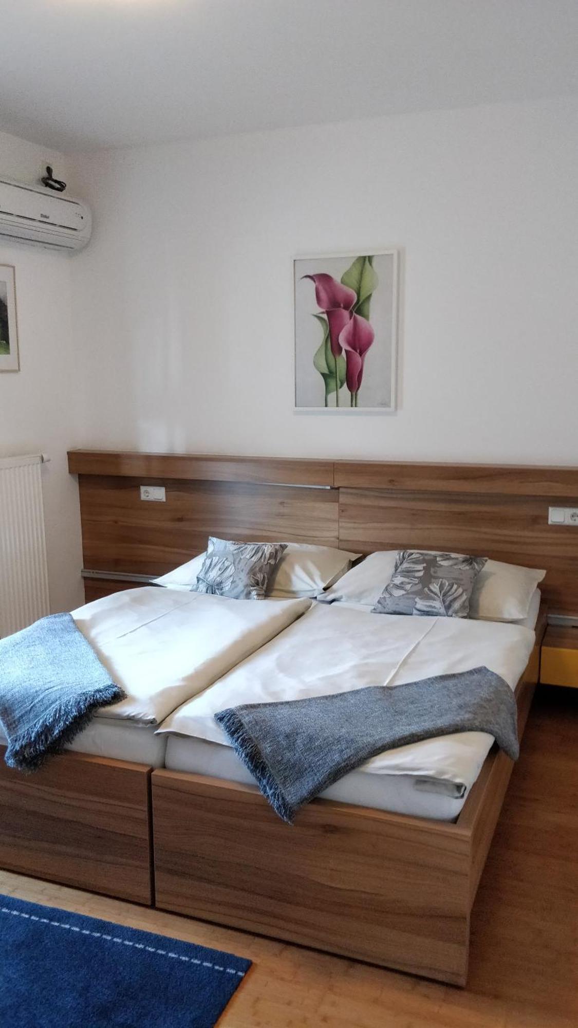Hausmannstatten Apartmenthausmannstaetten מראה חיצוני תמונה
